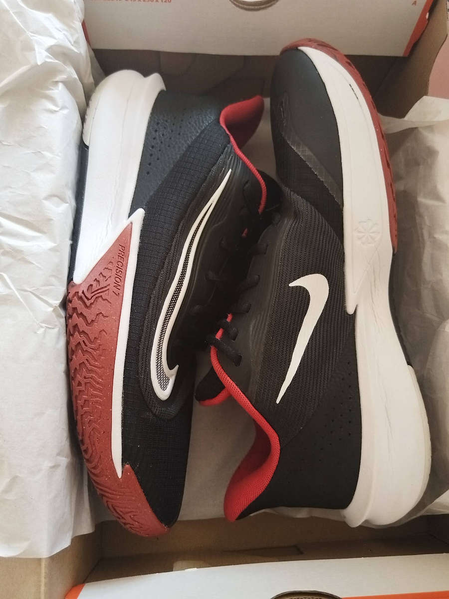 Nike Precision VII