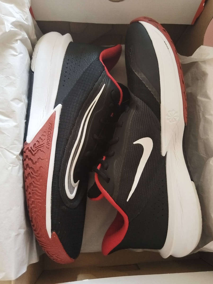 Nike Precision VII