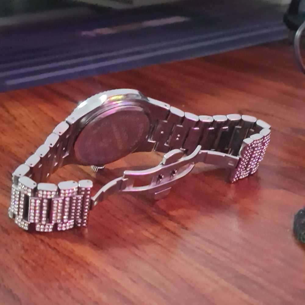 Patek Philipe Geneve iced-out watch (see details)