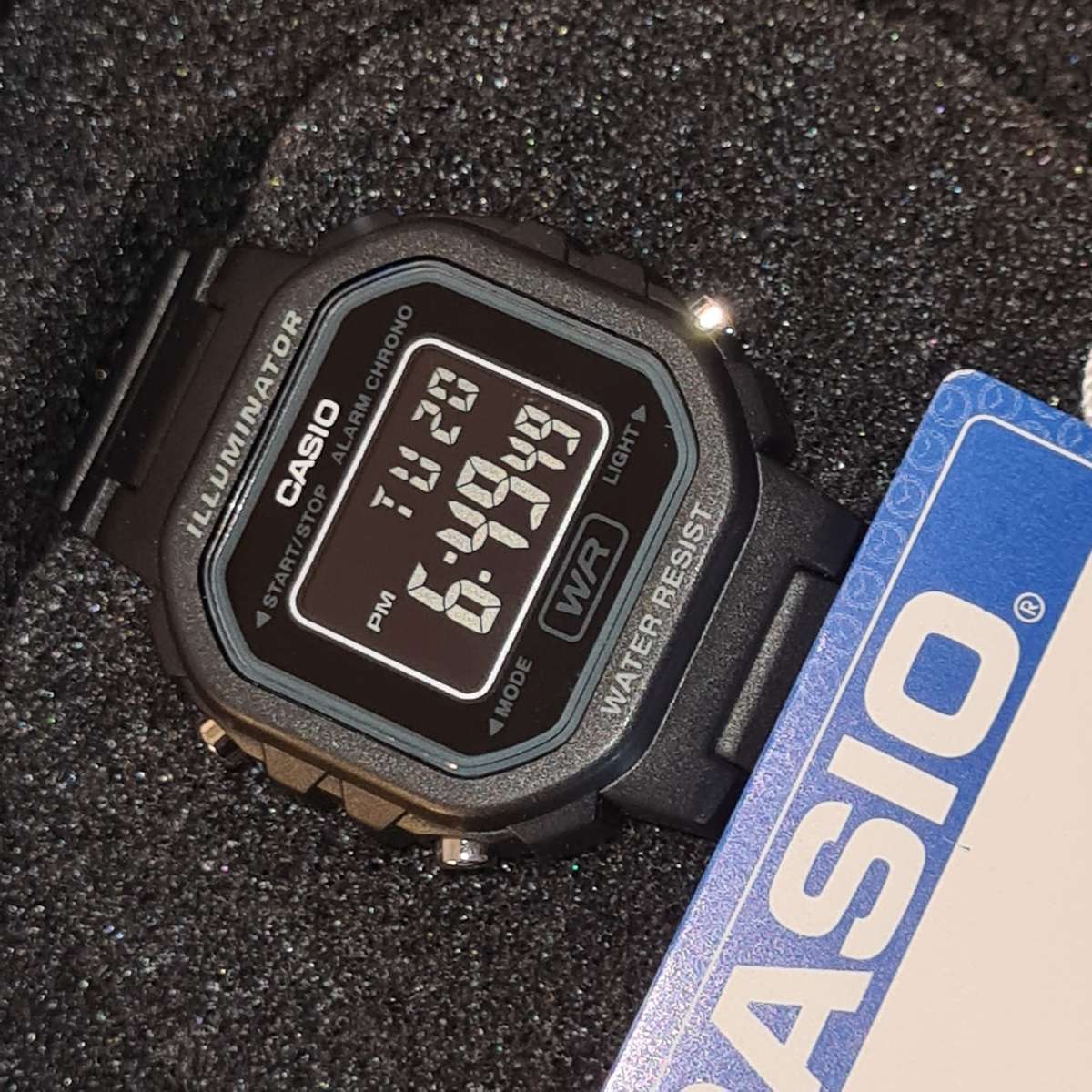 Casio LA-20WH-1B Girls/Women's watch