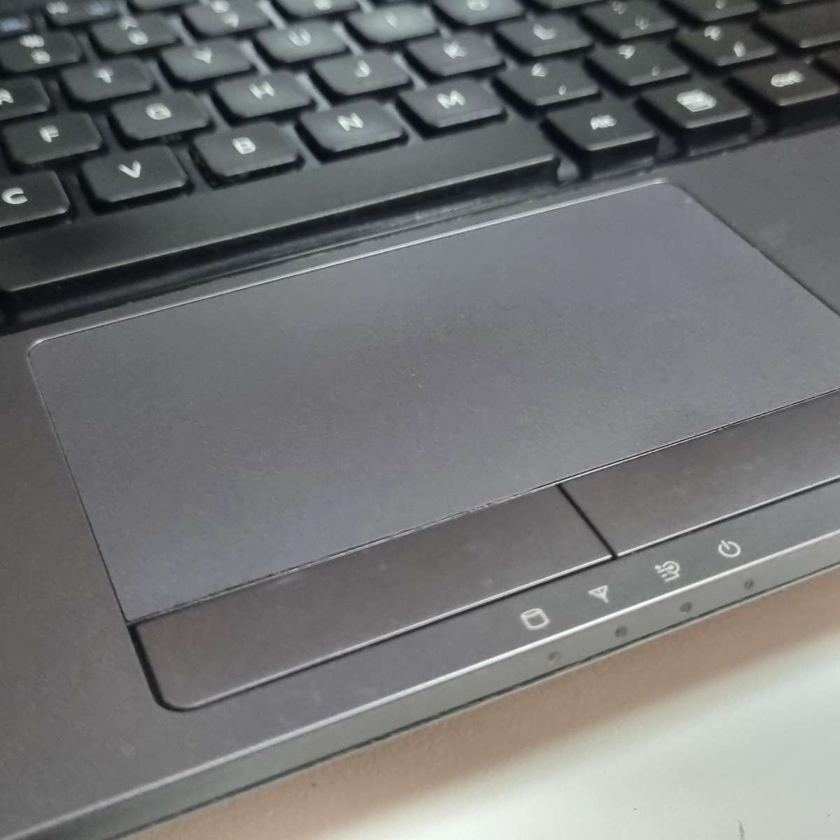 Core i3 Samsung Laptop (to fix)