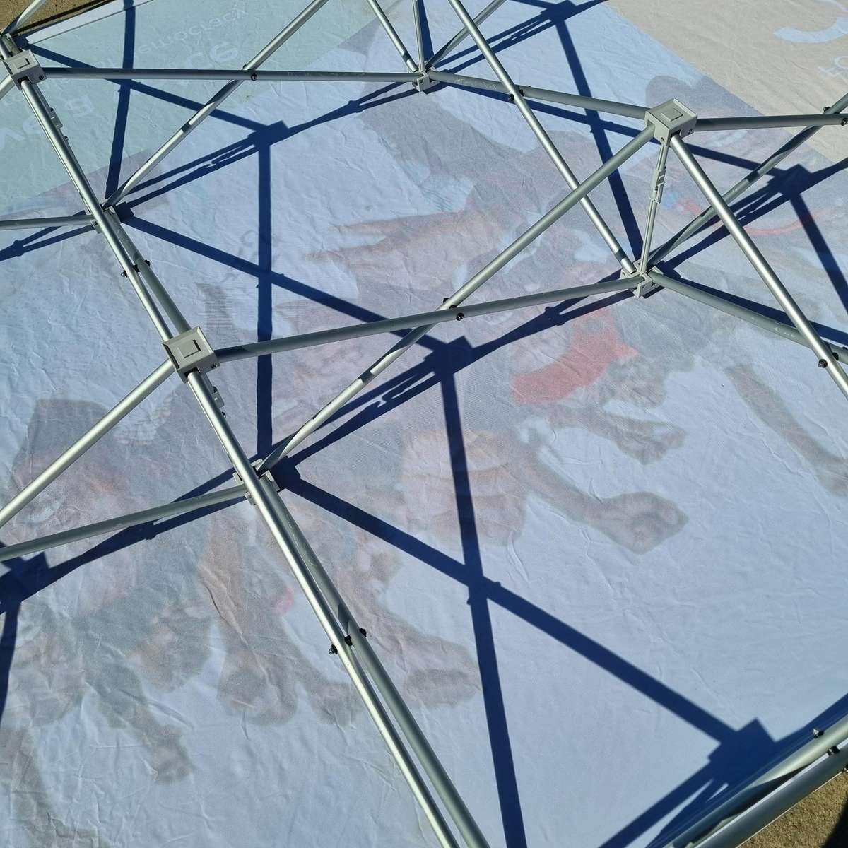 2.5x2m wall banner mechanism