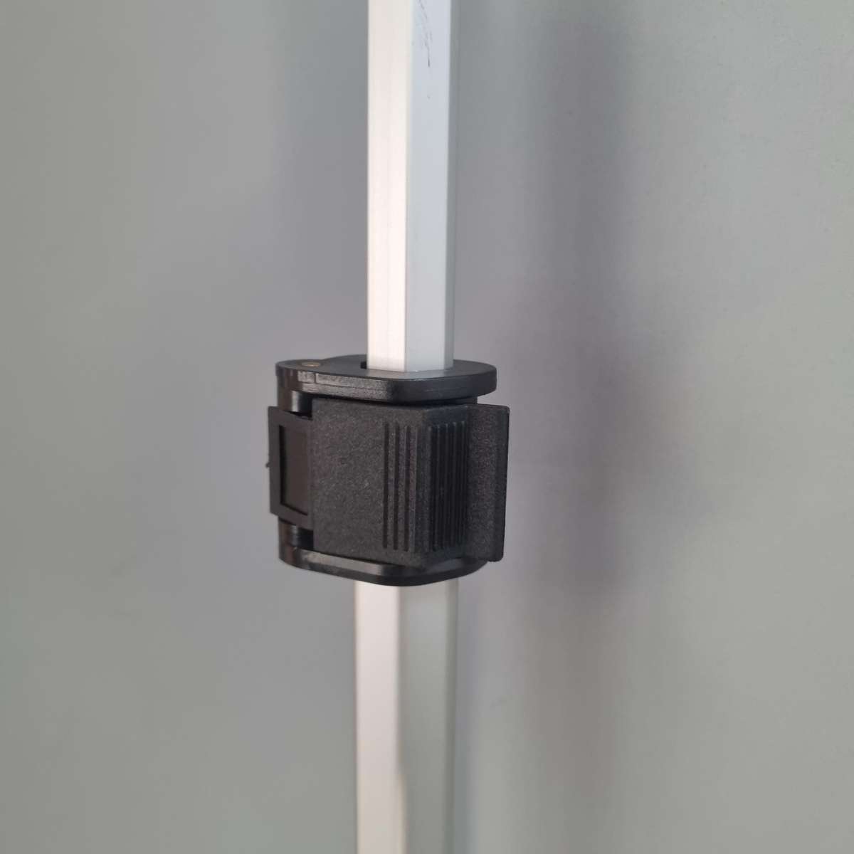 Pull up banner mechanism 2000x800