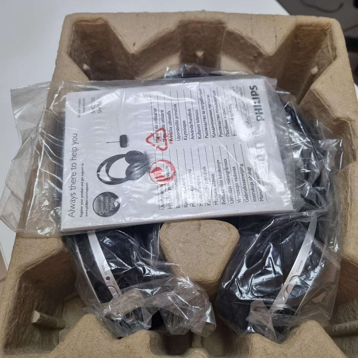 Philips wireless headphones