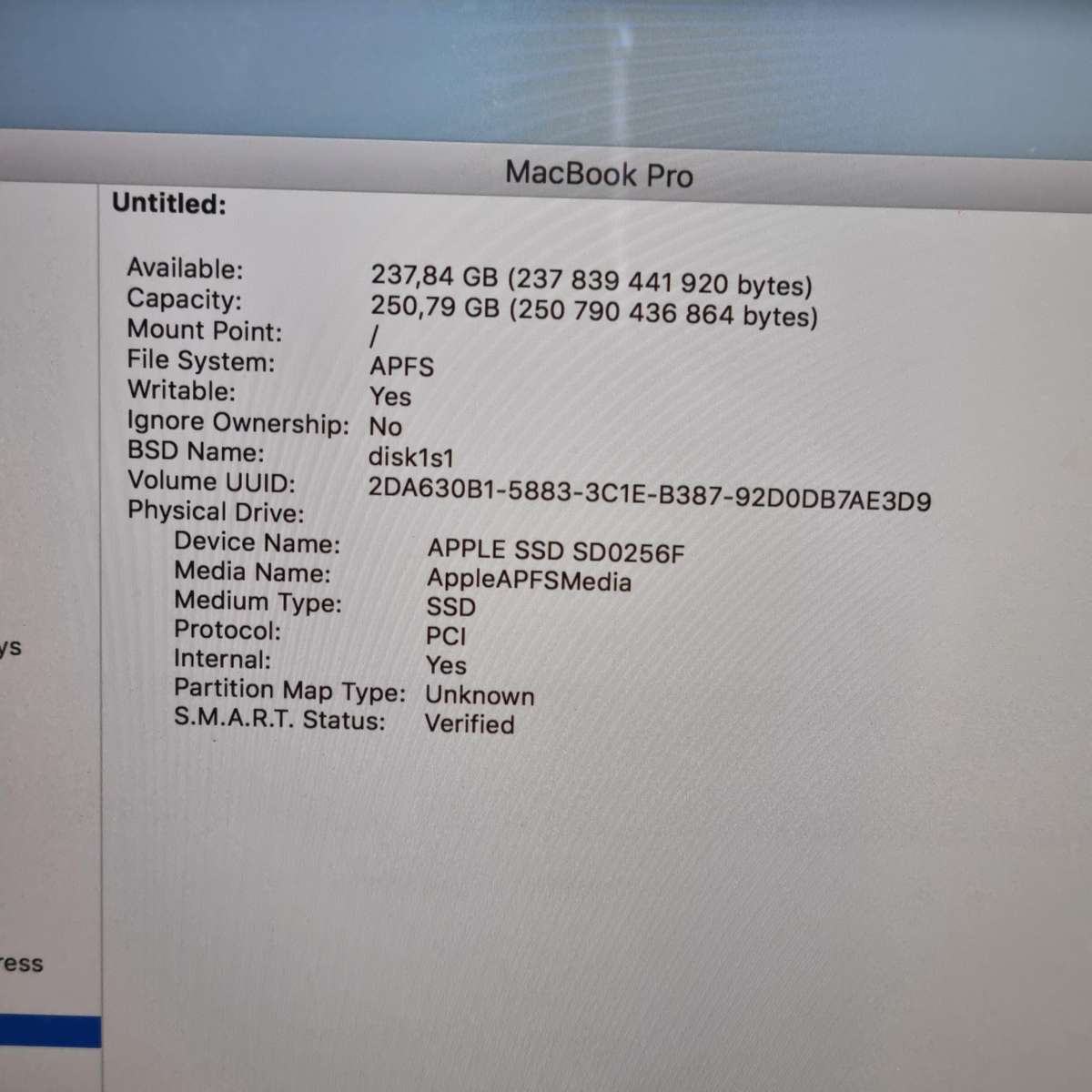 Macbook Pro i7 - 16GB/265 ssd Retina display