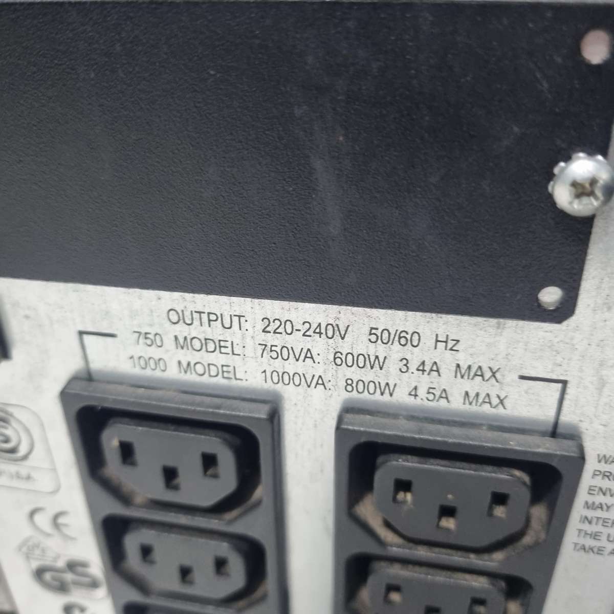 APC Smart-UPS 1000XL