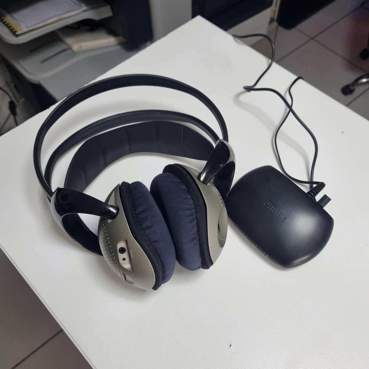 Philips SHC2000 wireless headset