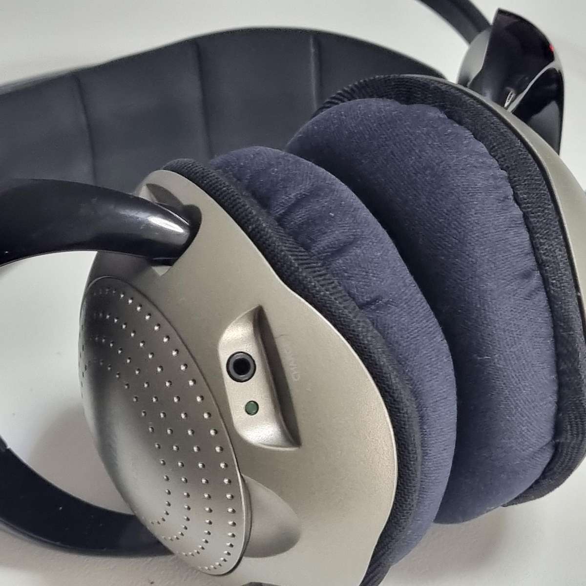 Philips SHC2000 wireless headset