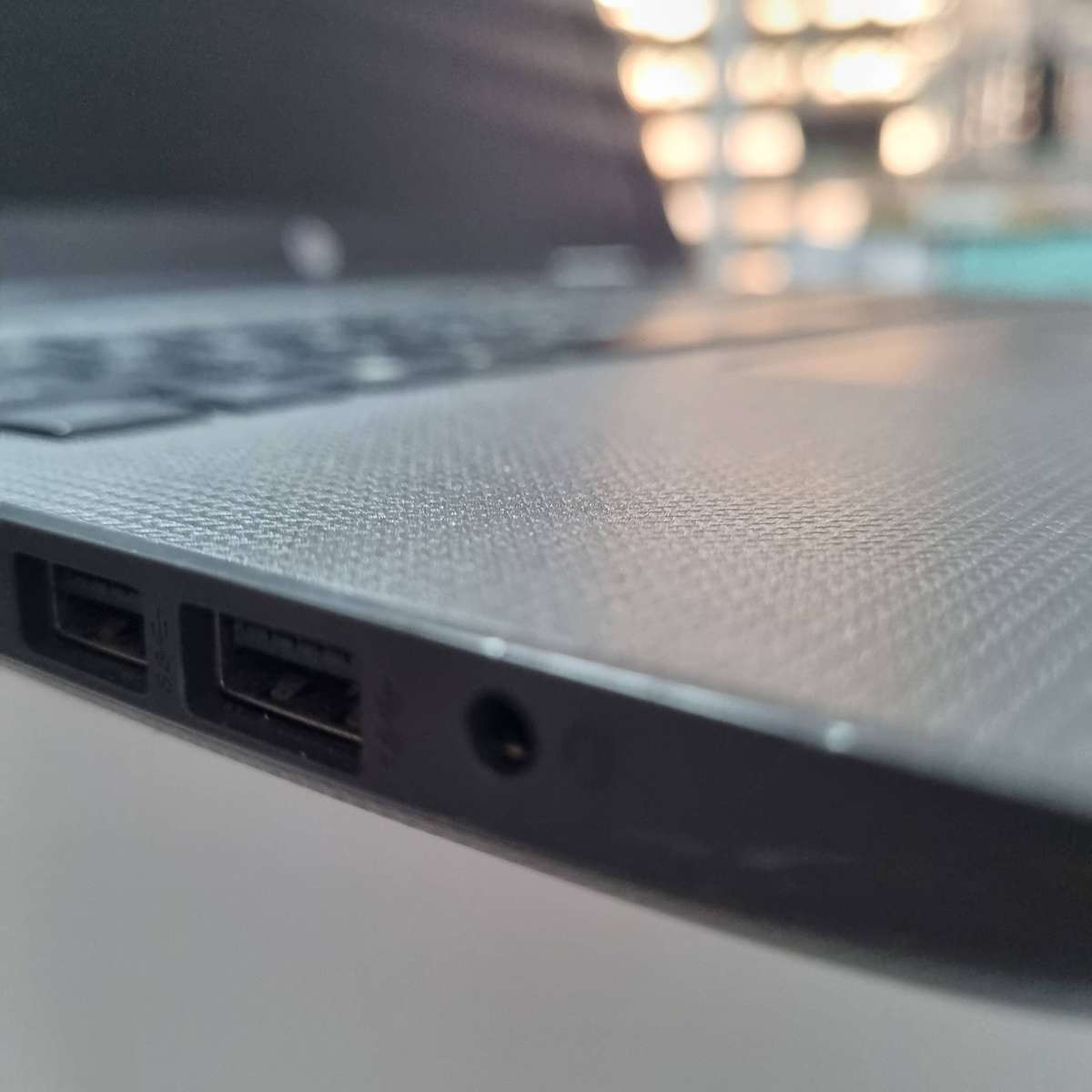 Intel Core i5-7200U (7th Gen) HP 250 G6 Notebook PC