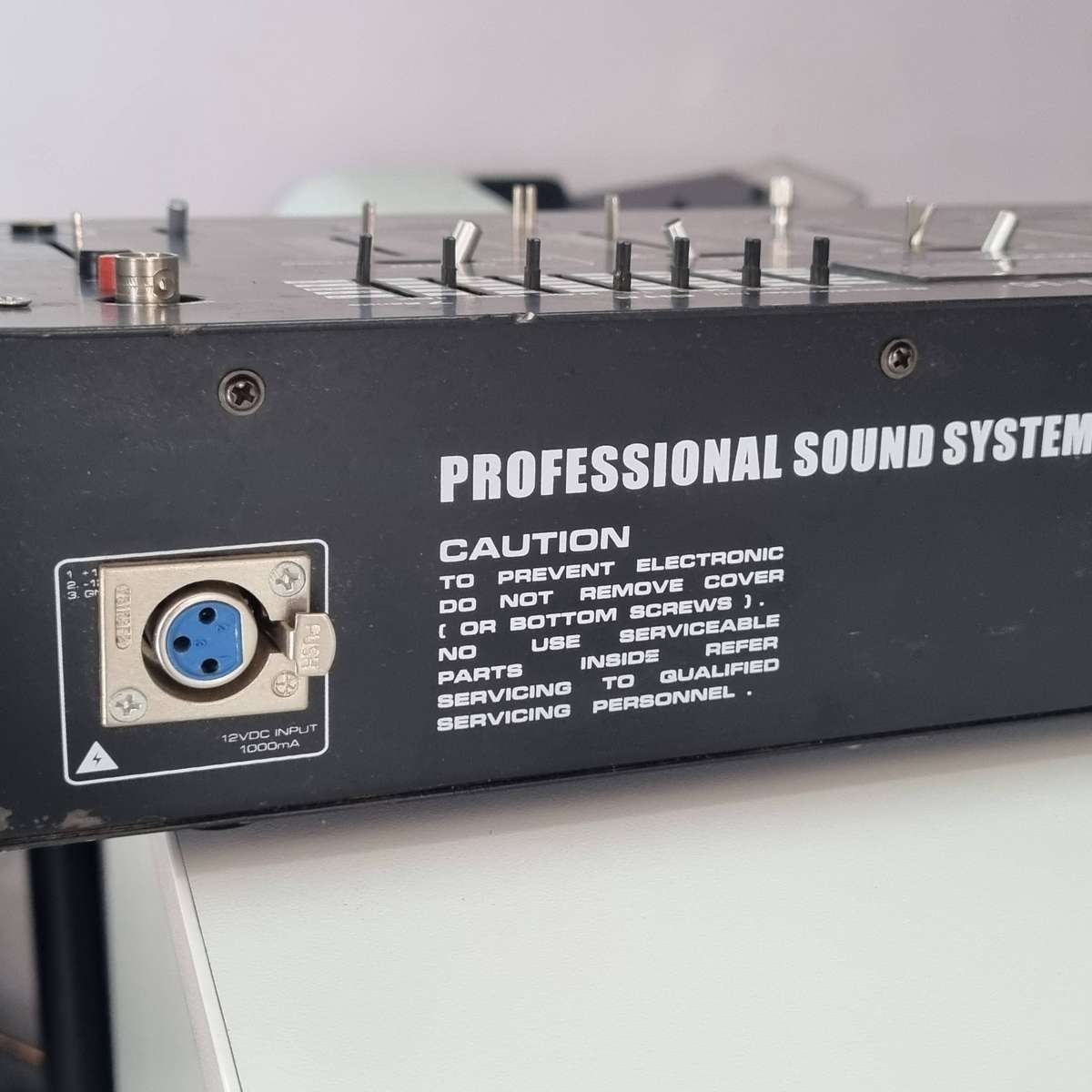 Sakyno DJ-15 Stereo Pre-Amp Mixer