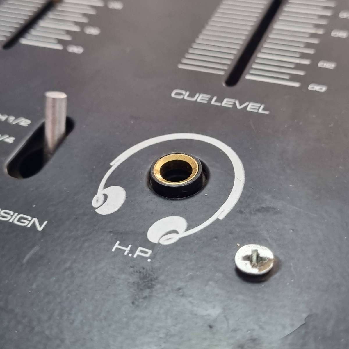 Sakyno DJ-15 Stereo Pre-Amp Mixer