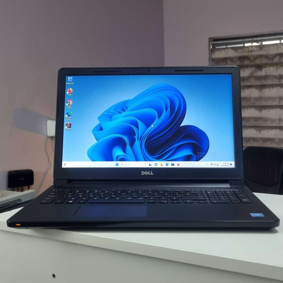 Dell Inspiron 15-3552 Laptop