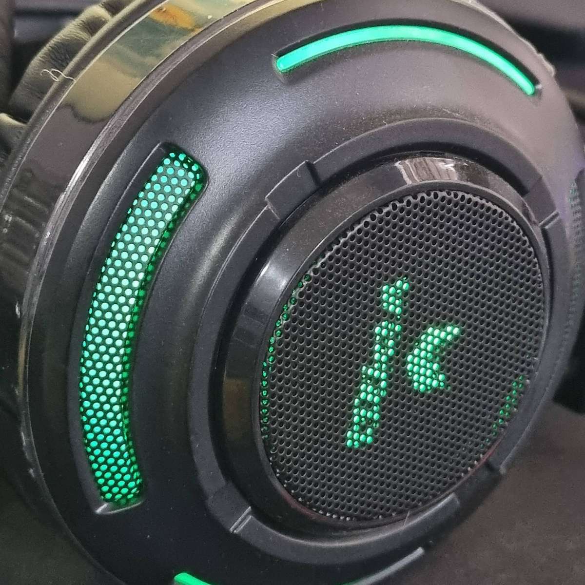 VPRO VH200 RGB Gaming Headset