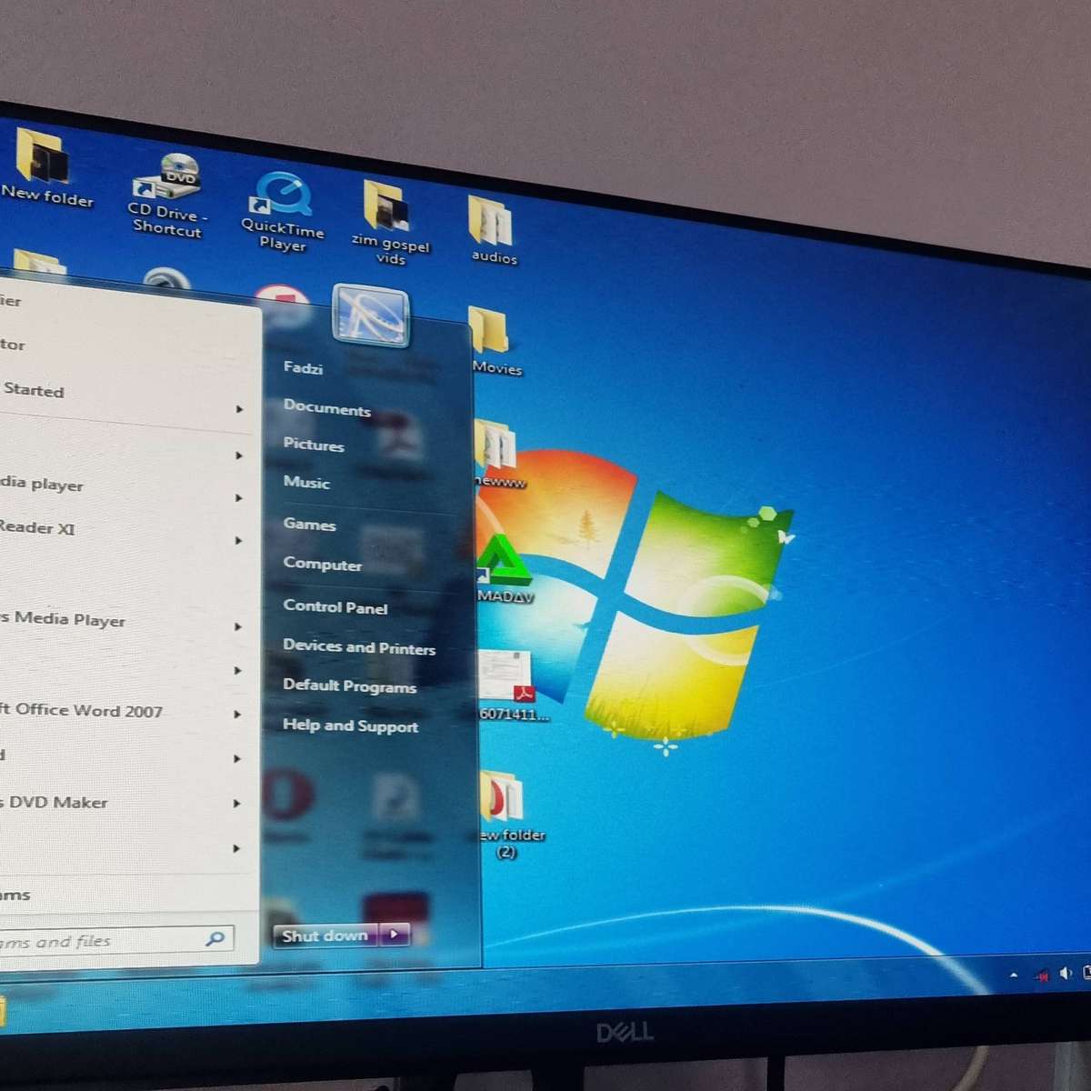 HP Compaq 610 laptop (working. See details)