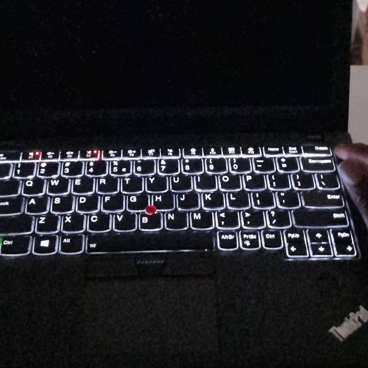 Lenovo ThinkPad X270  Switches On & Off (Needs Attention)