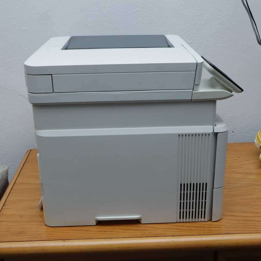 HP LaserJet Pro MFPM426 Series (see details)