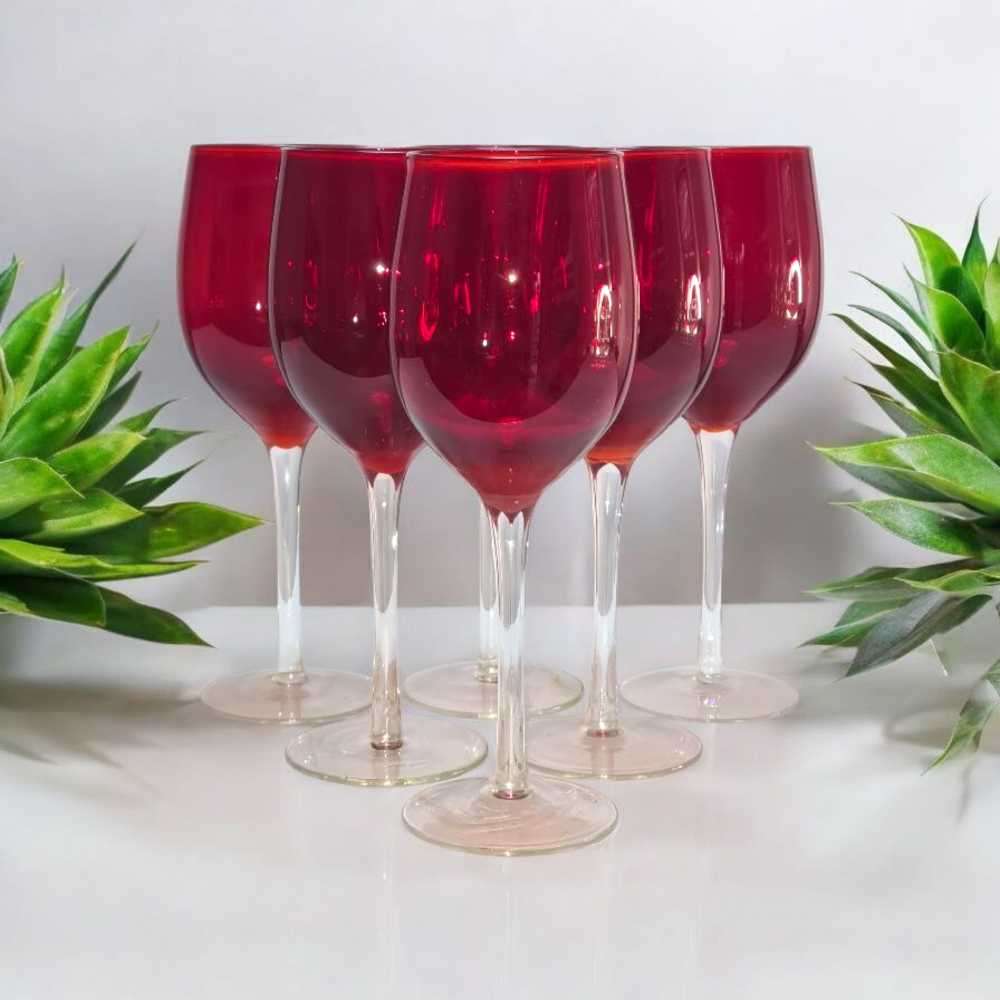 Scott Zwiesel Lot of 30 wine glasses including Scott Zwiesel and Mateus Crystal