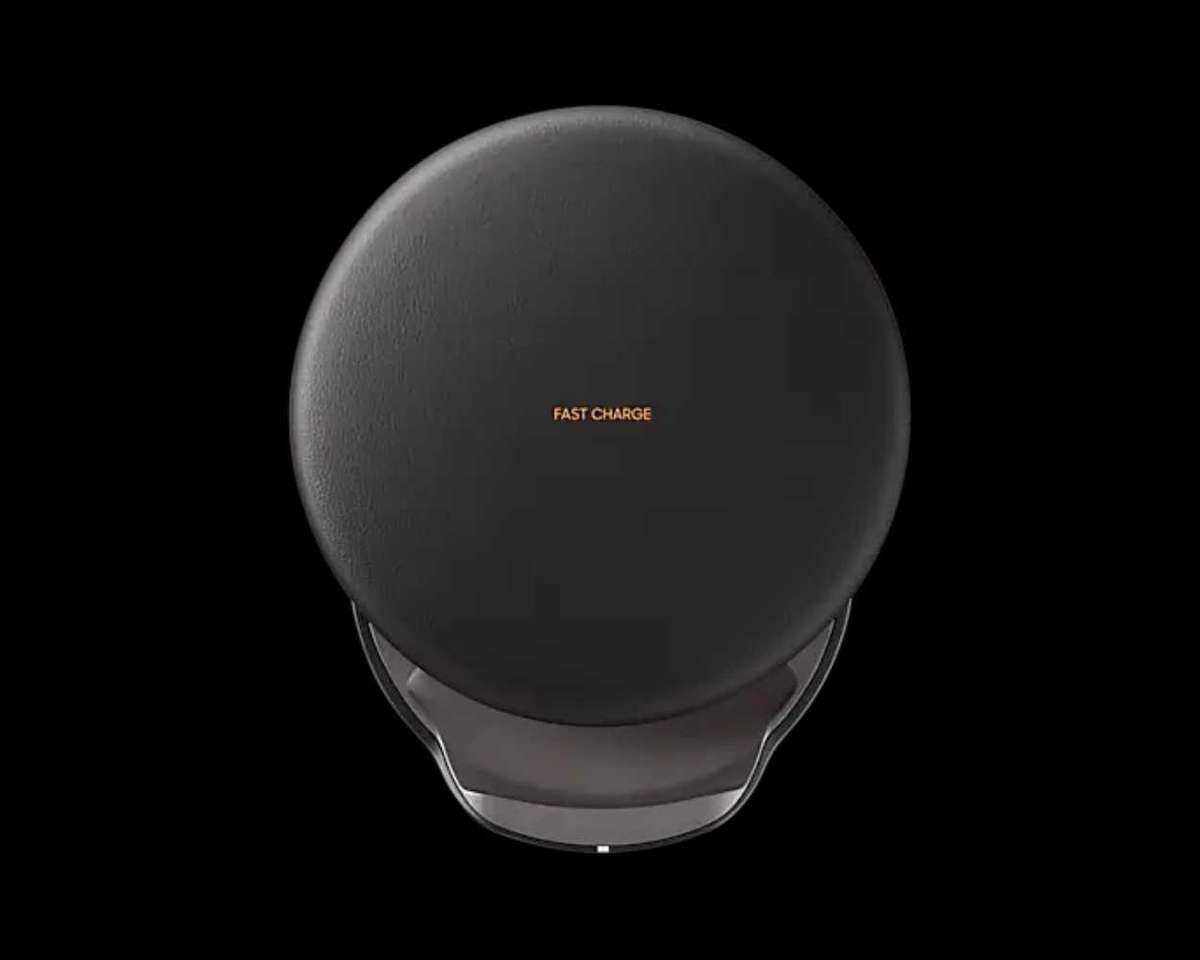 Convertible Fast wireless charger.