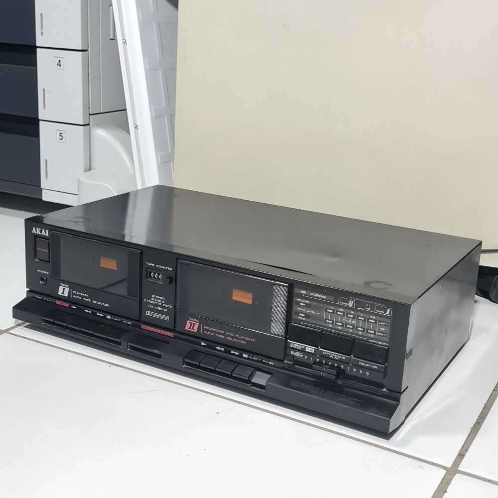 Akai tape Deck