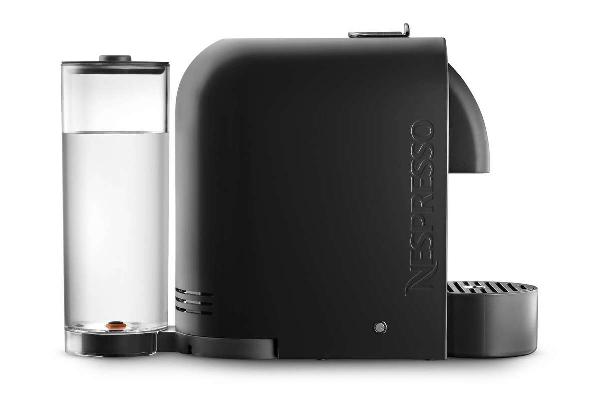Nespresso D50 espresso maker