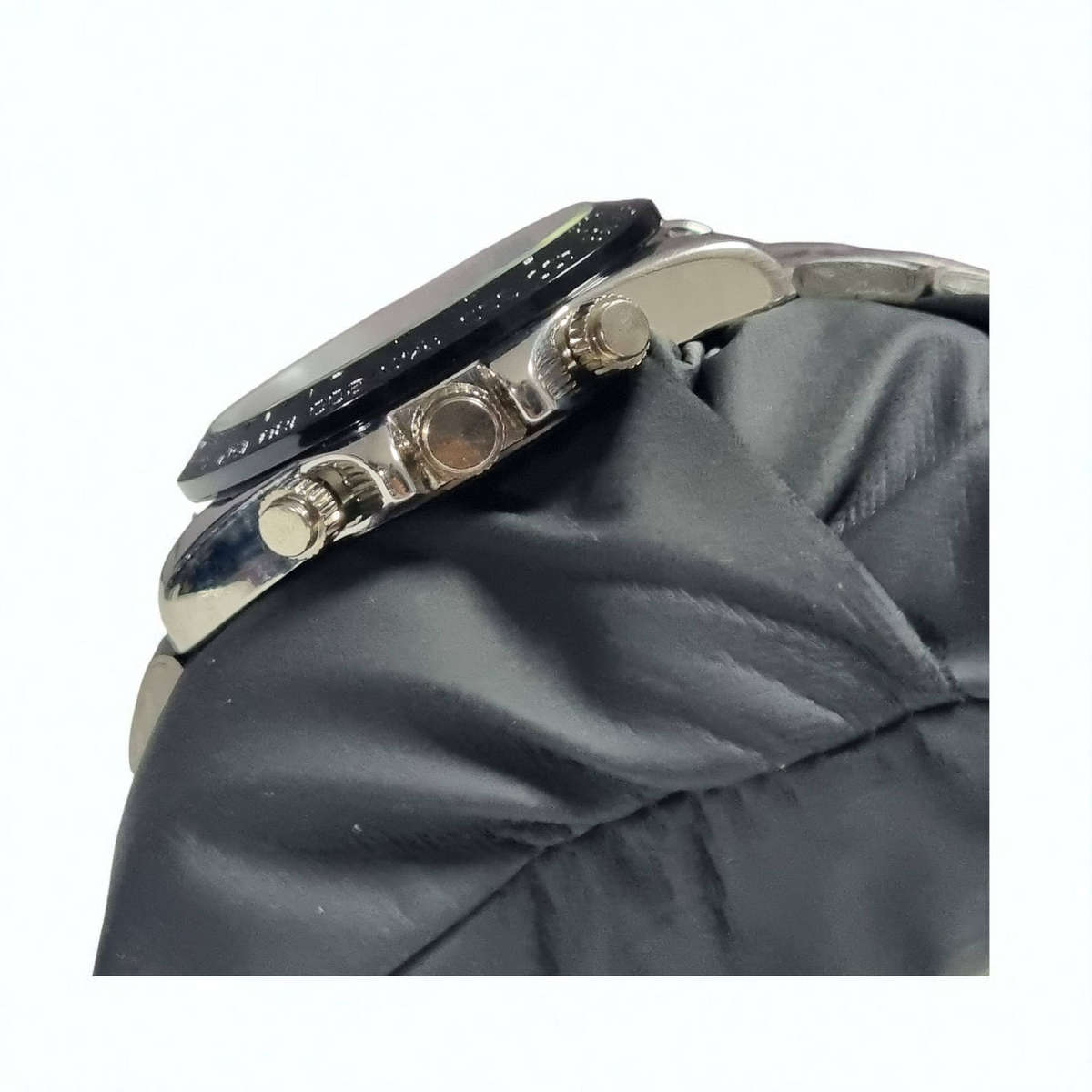 IIK Collection mens wristwatch