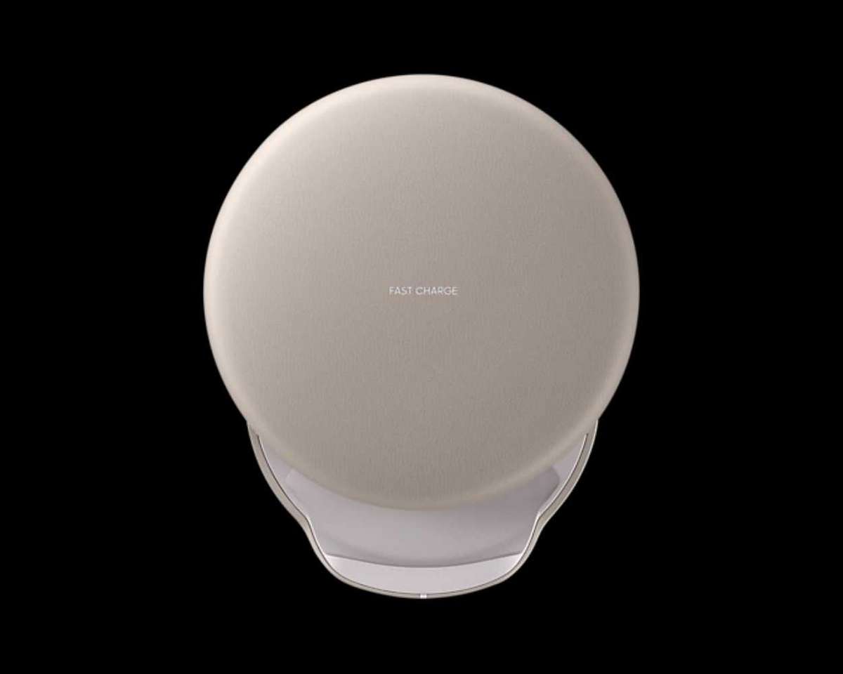 Convertible Fast wireless charger.