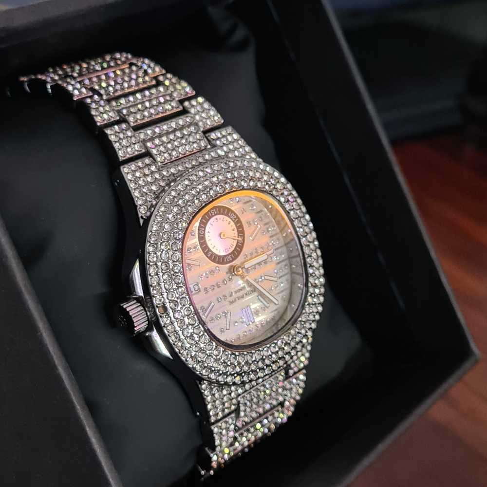 Patek Philipe Geneve iced-out watch (see details)