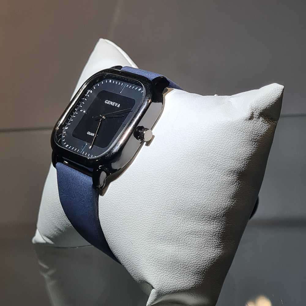 Mens Stylish Square-Shaped GENEVA Quartz Business Watch