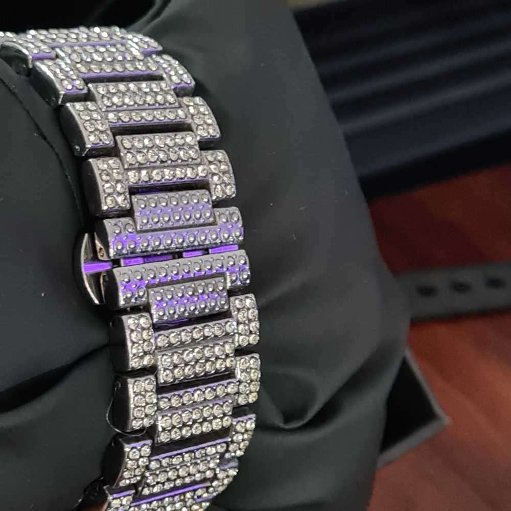 Patek Philipe Geneve iced-out watch (see details)