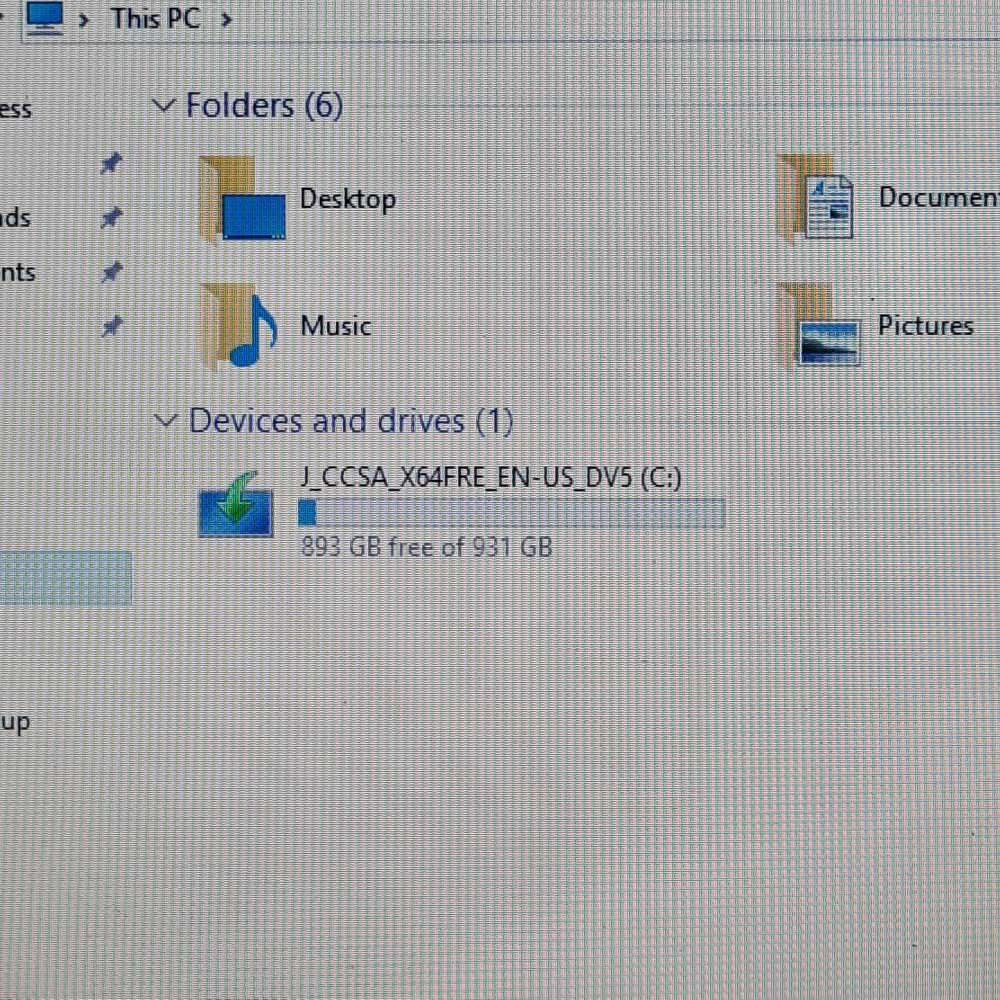 i7 Dell Inspiron N7110 1000GB storage 4GB Ram Memory