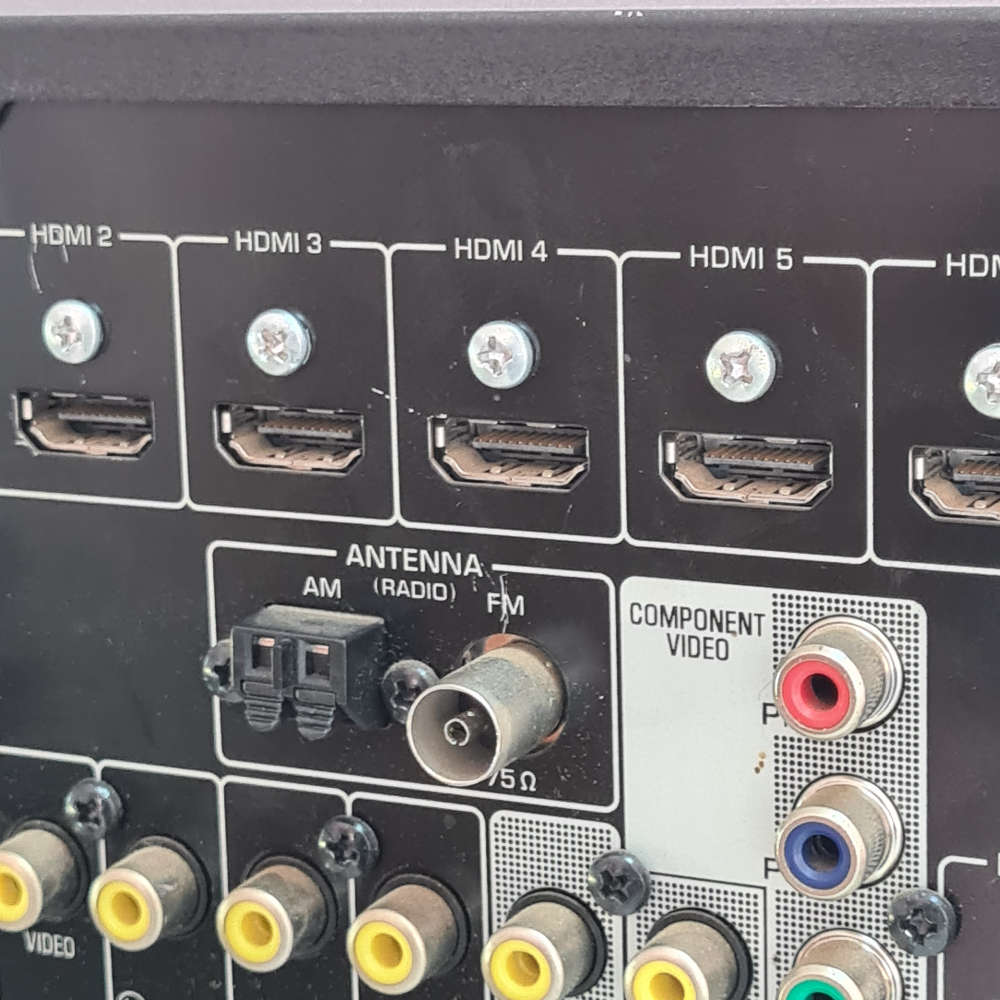 YAMAHA WIRELESS RECEIVER (See all details)