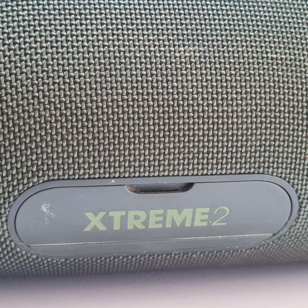 (Not Turning on) JBL Extreme 2 Bluetooth speaker