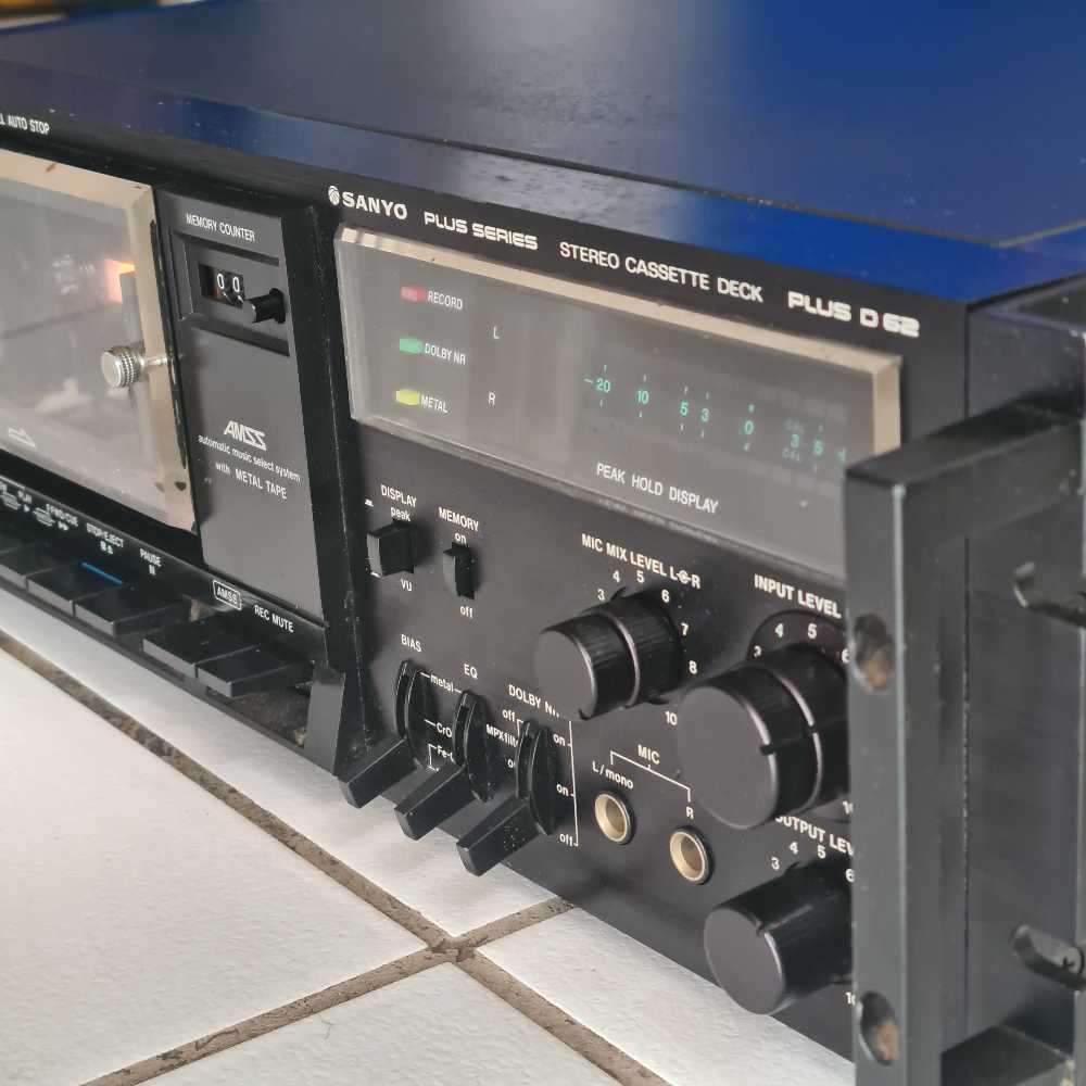 SANYO plus series tape Deck