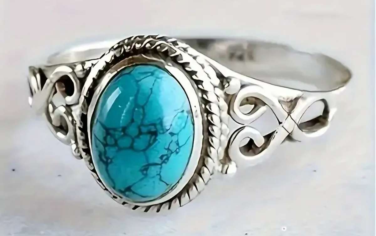 Vintage Boho Chic Turquoise dress ring - no stamp