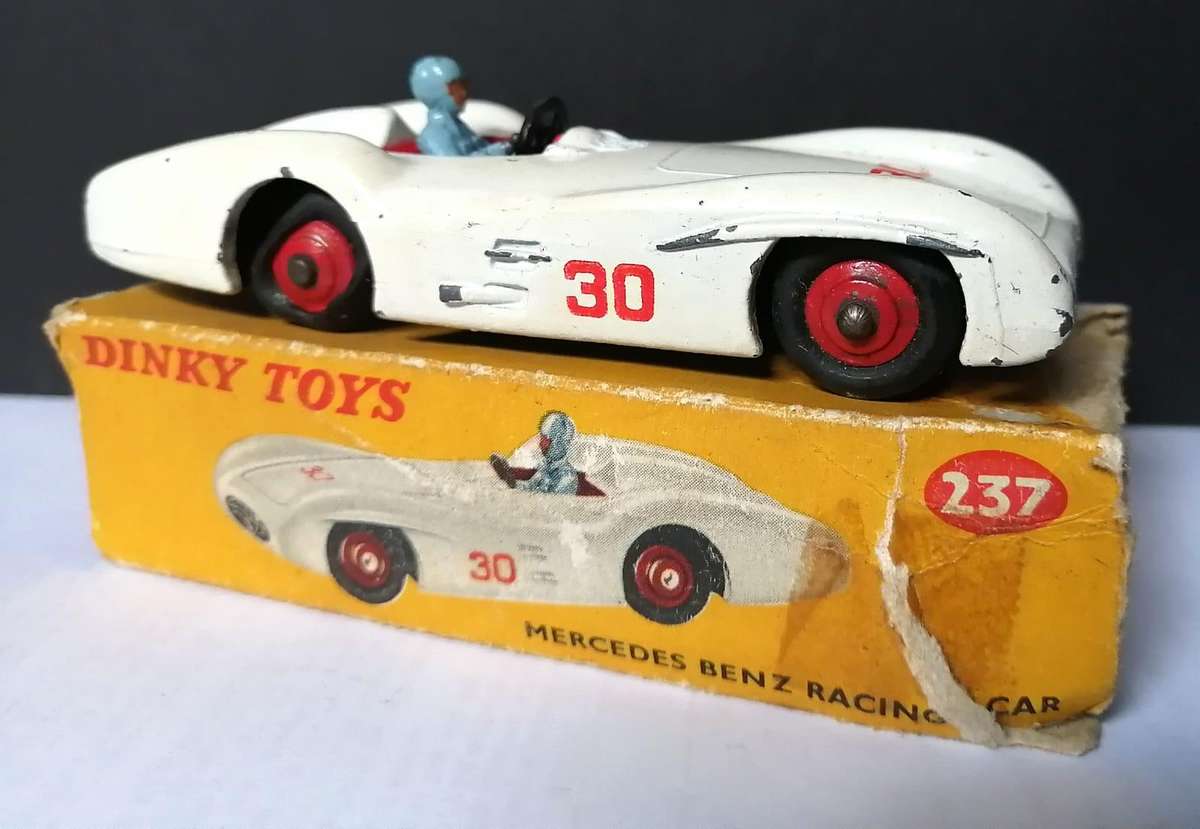 Dinky mercedes benz