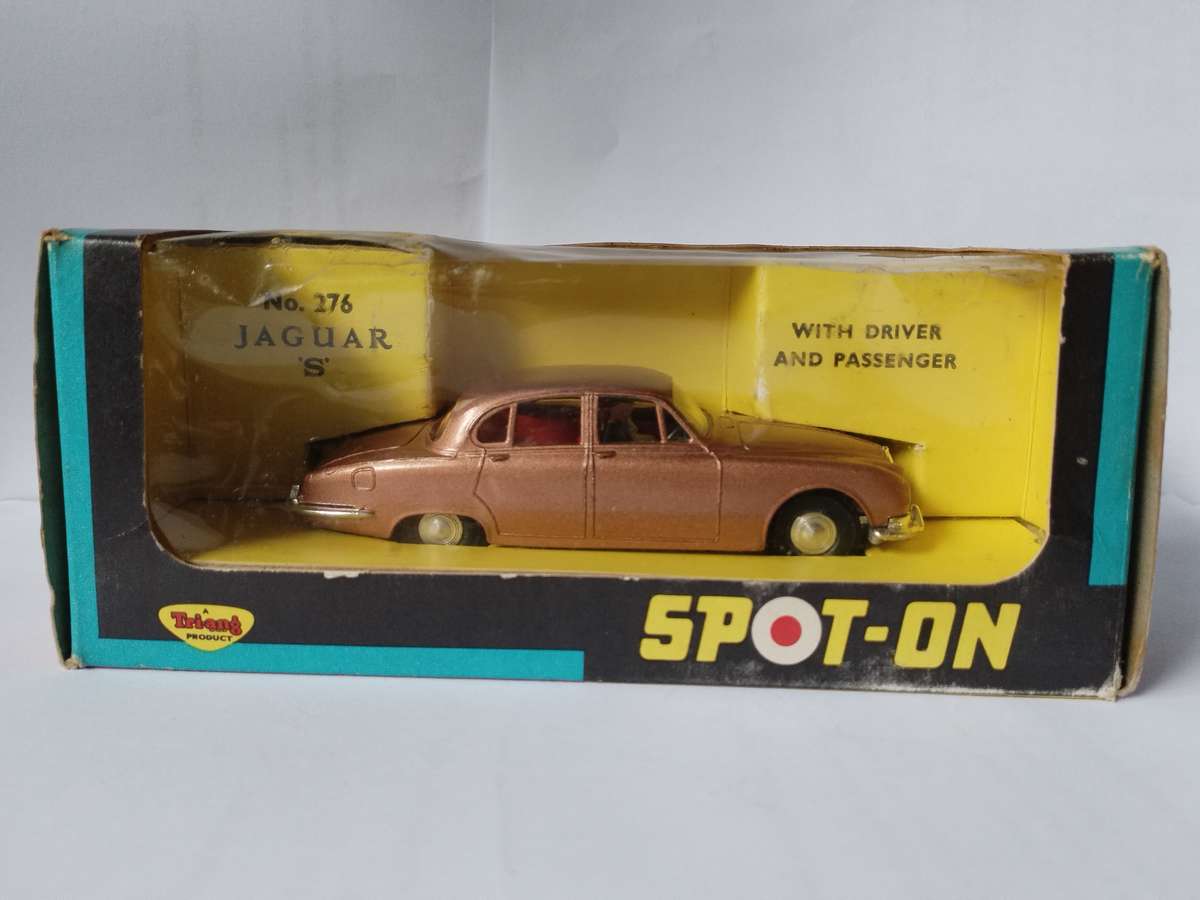 Boxed spot on jaguar s type