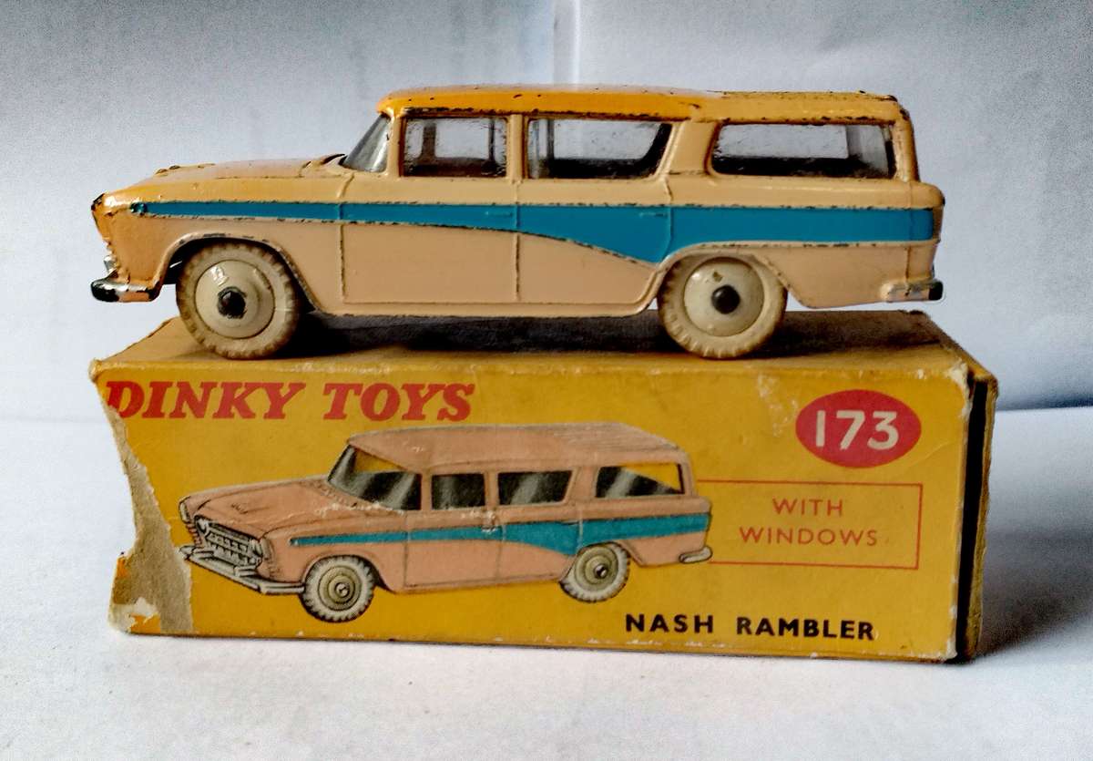 Boxed dinky nash rambler