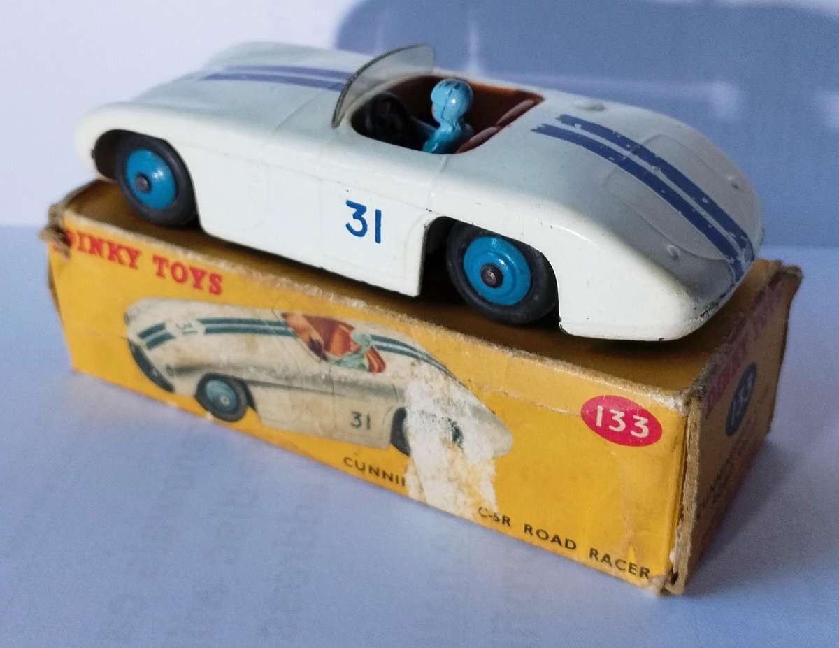 Dinky cunningham c-5r road racer