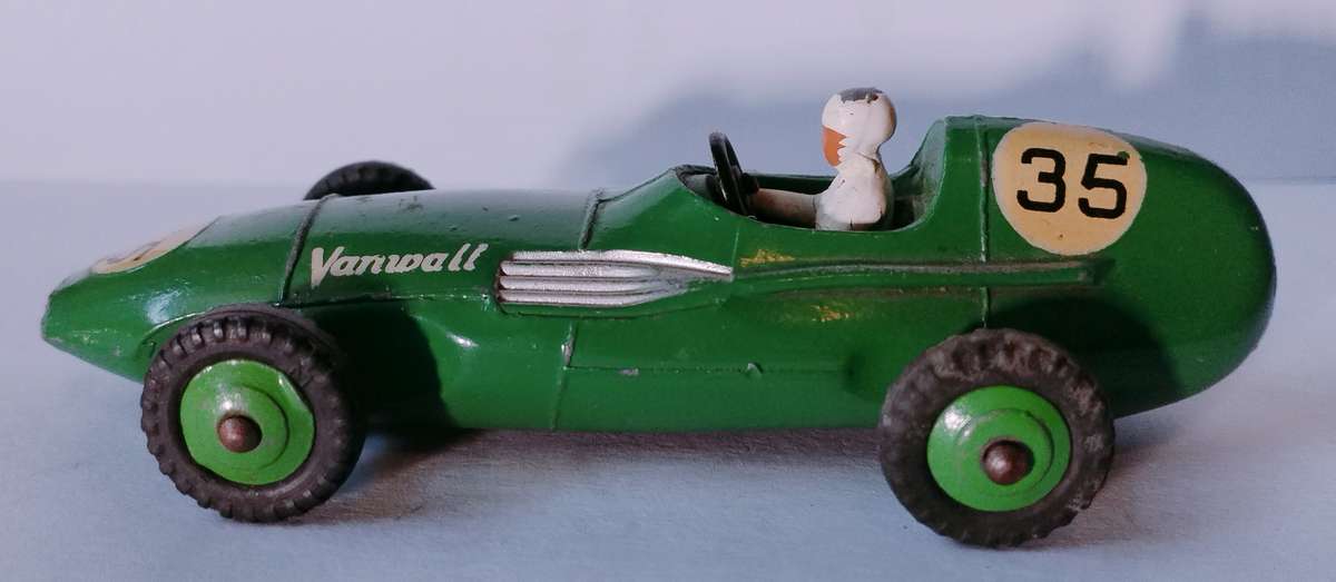 Dinky vanwall race car