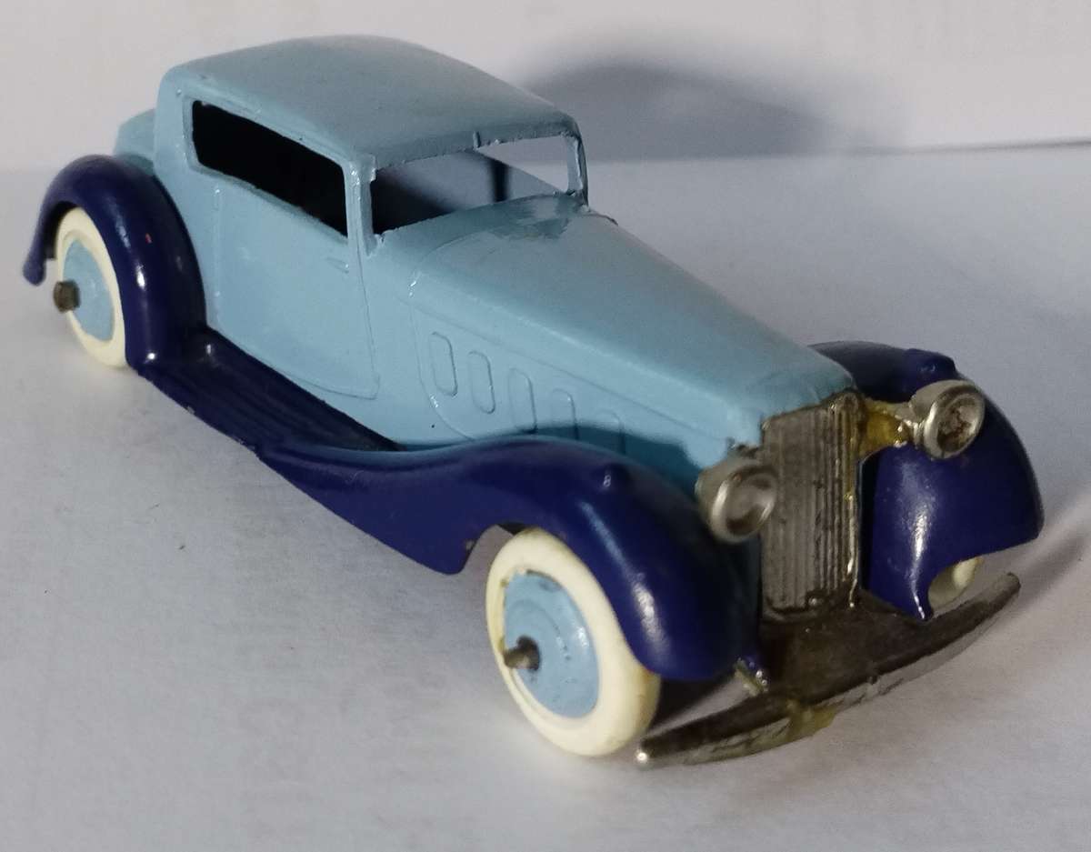 Dinky toy car