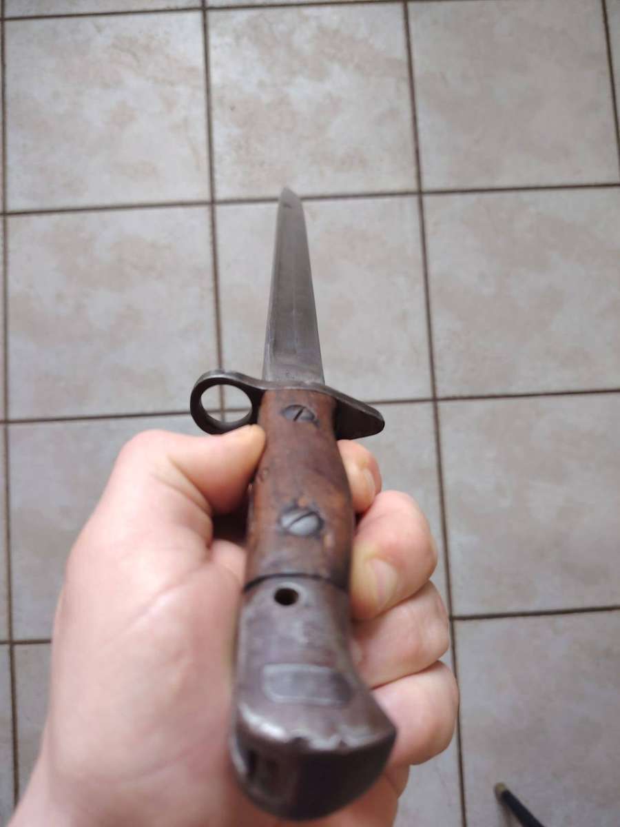 WW1/2  British 1907 Pattern Bayonet & Scabbard (Sanderson & Mangrovite)
