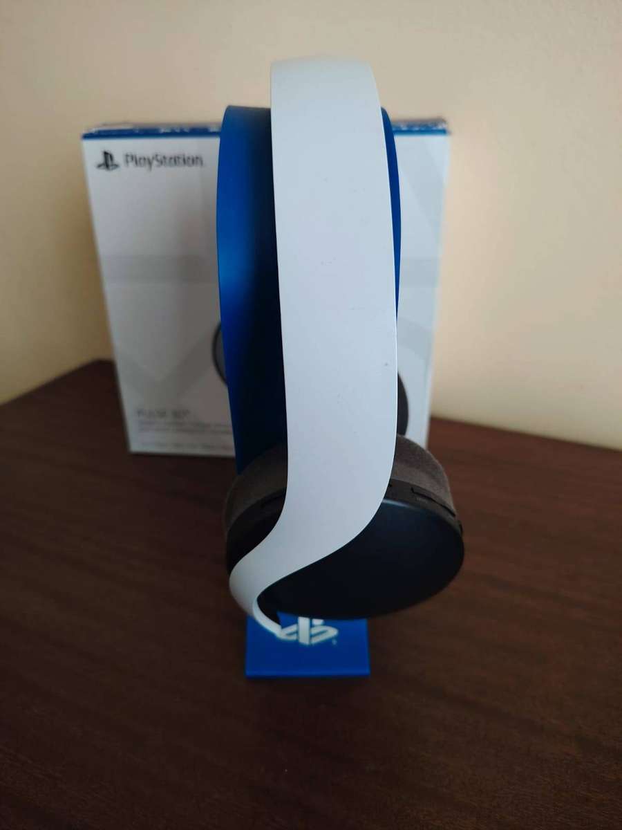 Sony PULSE 3D Wireless Headset (White) + Display Stand & Box