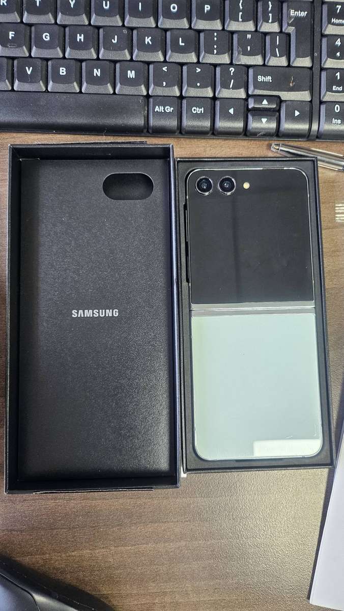 Samsung Galaxy Z Flip 5 512gb