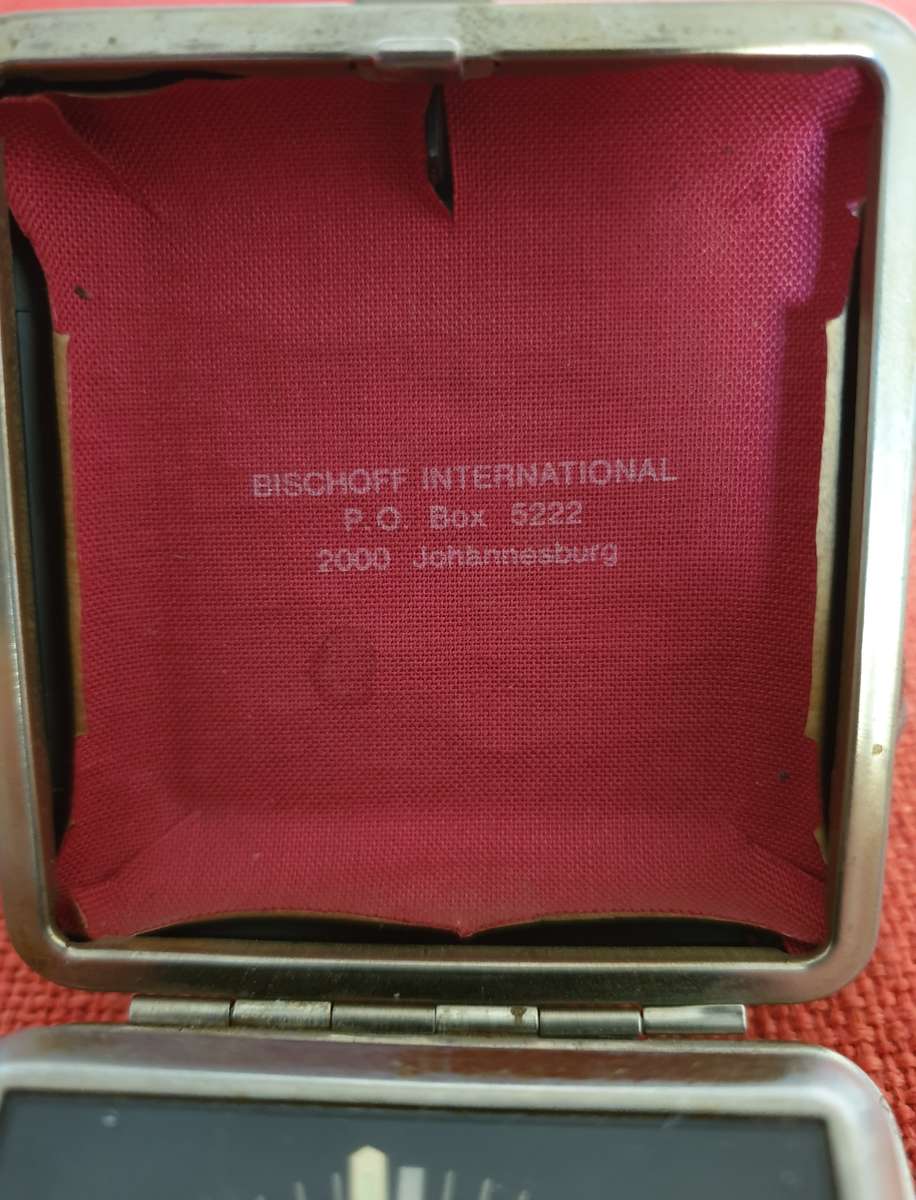 4 x vintage folding travel clocks (not working)