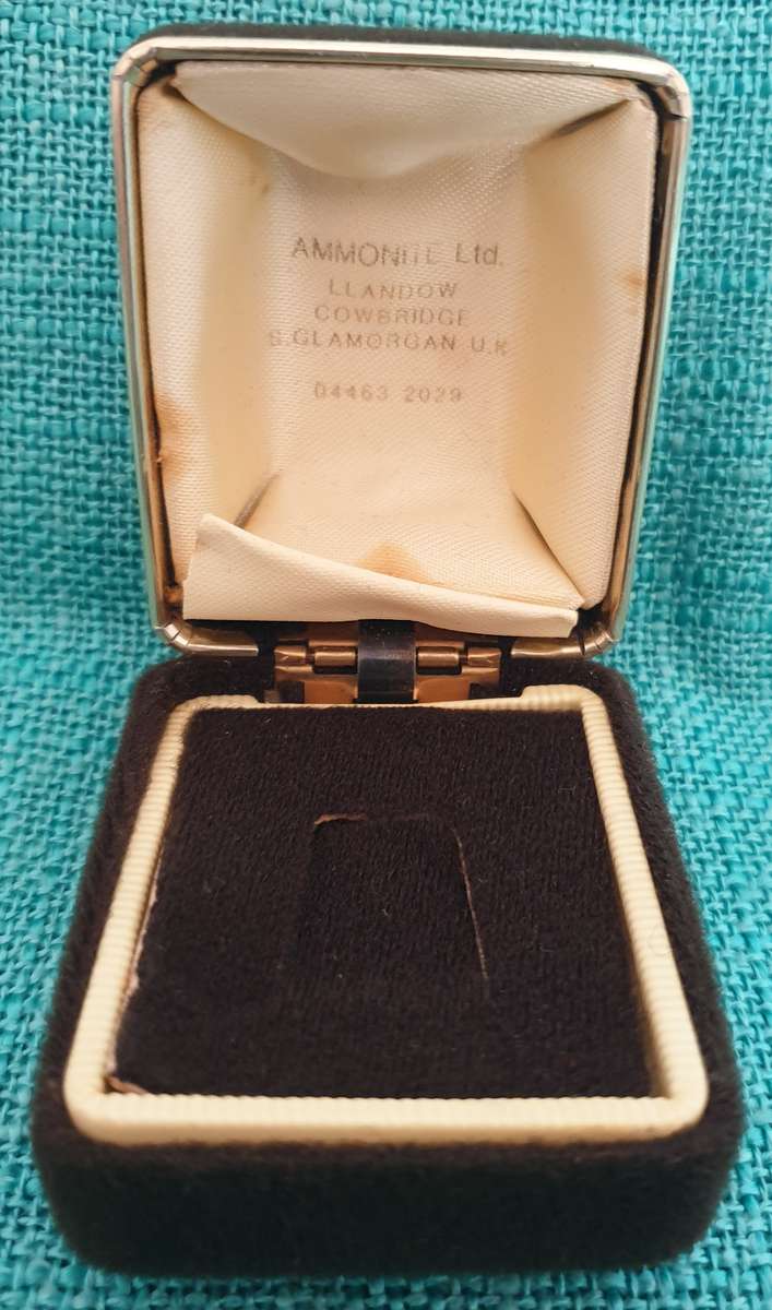 8 x Vintage jewellery/ring boxes