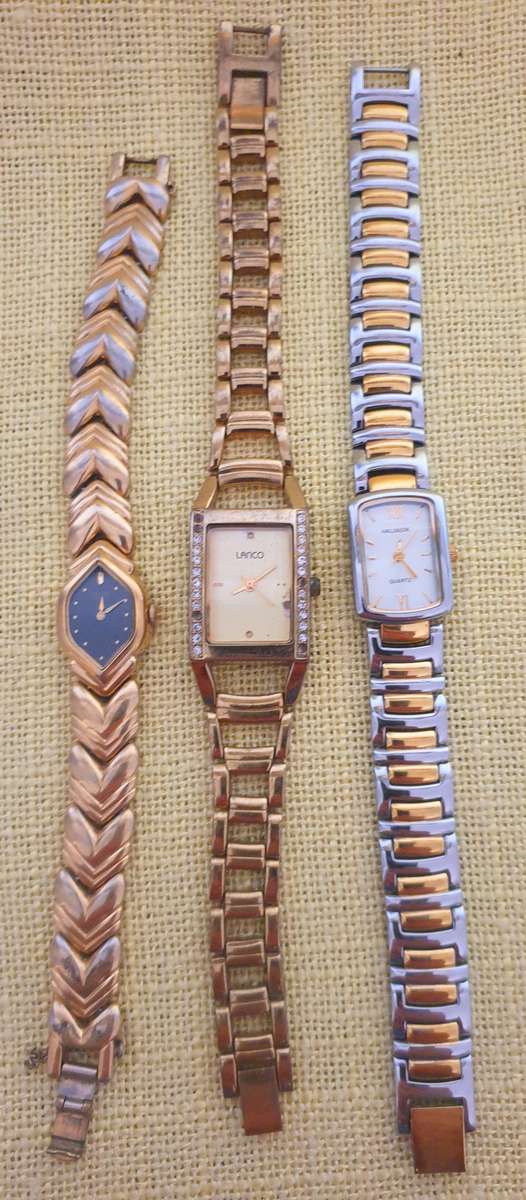 8 x Wristwatches (not working) - only for user Dior1 to respond