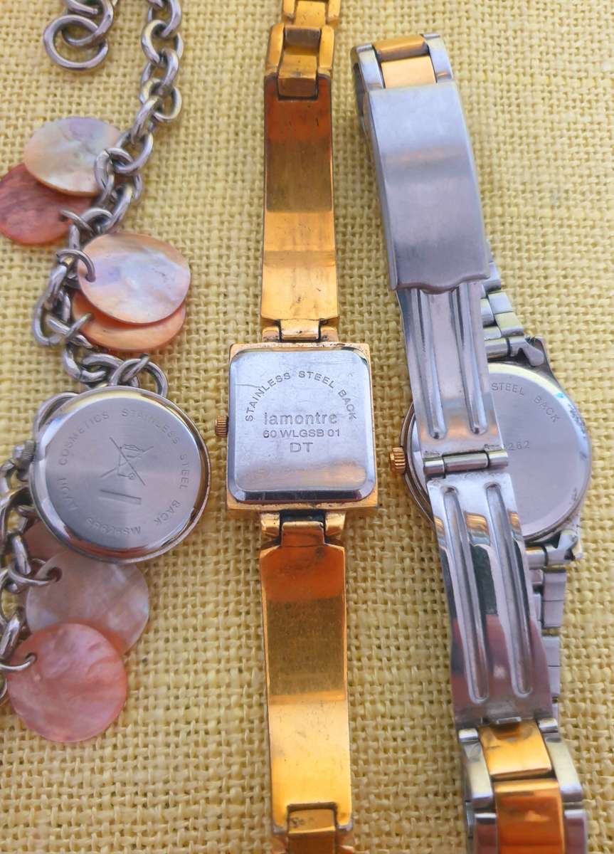 8 x Wristwatches (not working) - only for user Dior1 to respond
