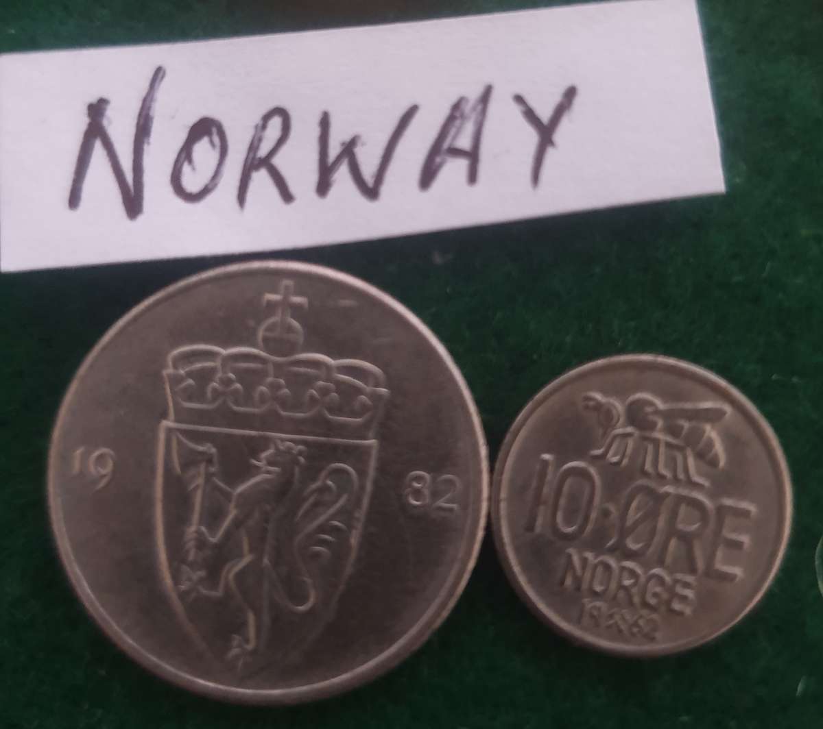 25 x coins from various countries