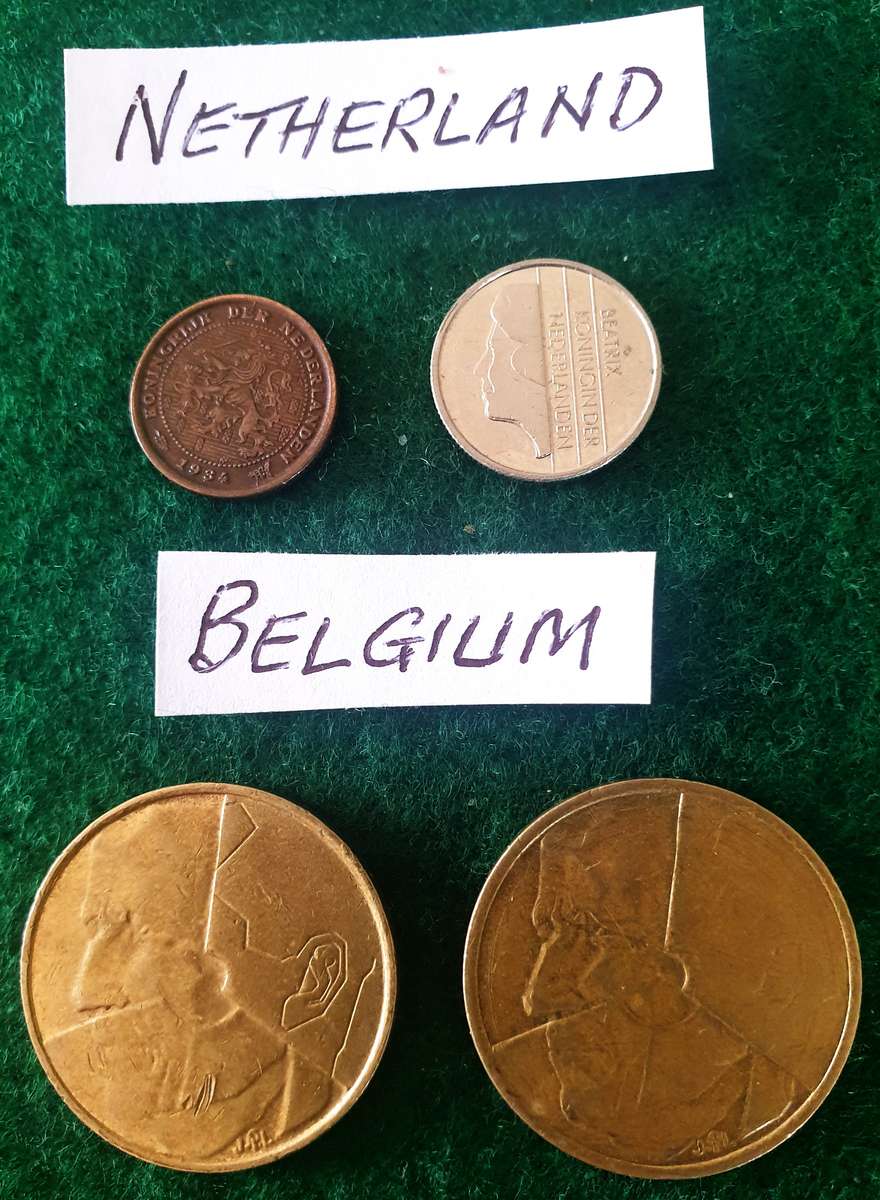 25 x coins from various countries