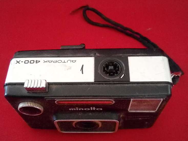 2 x Cameras and 1 x flashlight